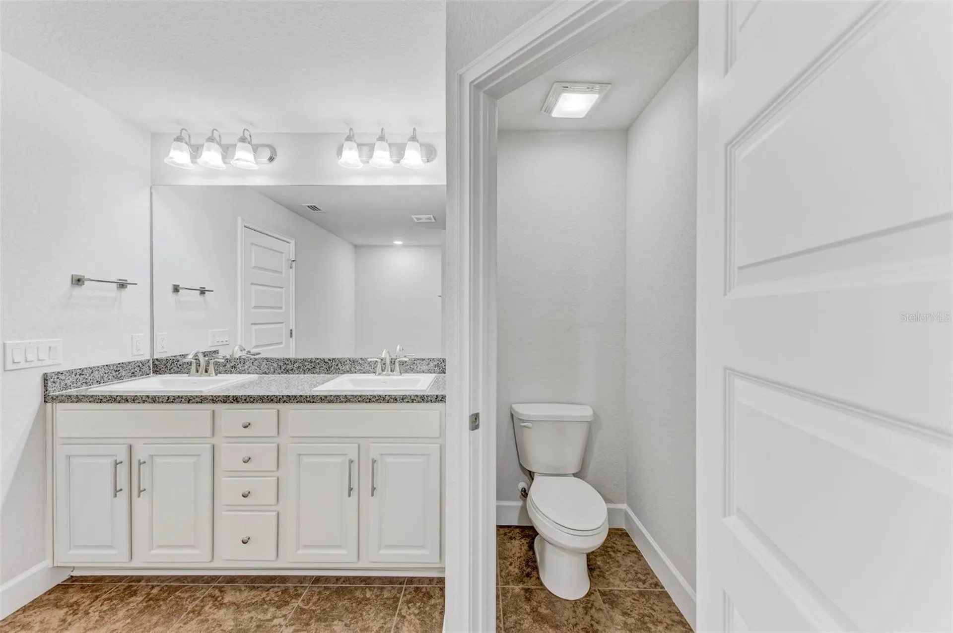 105 Dartmouth Road Venice FL 34293