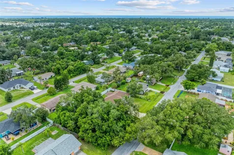 105 Dartmouth Road Venice FL 34293