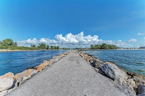 105 Dartmouth Road Venice FL 34293