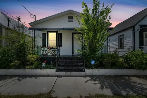 2336 W Walnut Street Tampa FL 33607