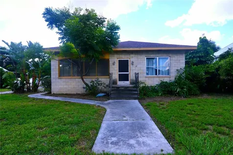 14141 11th Street Dade City FL 33525