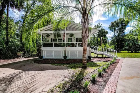 5549 S Chamberlain Pool Avenue Homosassa FL 34448