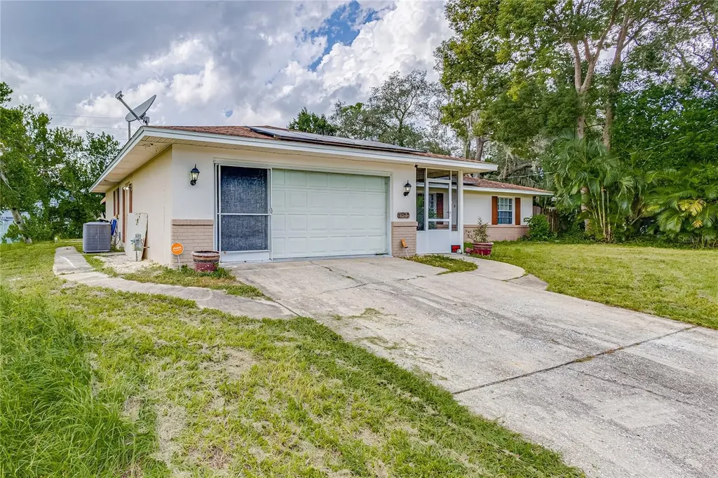 1522 Gainesville Drive Deltona FL 32725