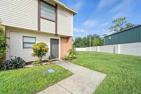 2030 Autumn Chace Court Tampa FL 33613