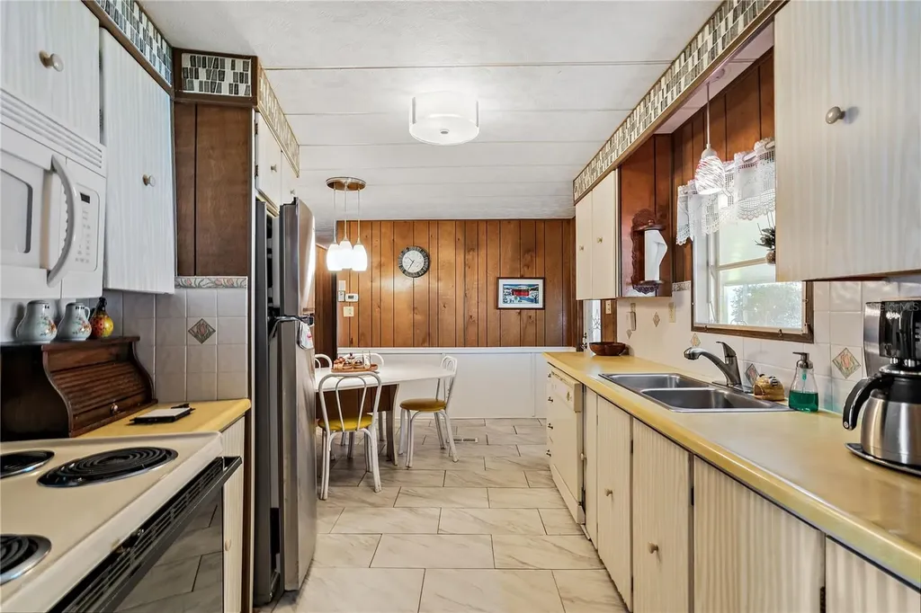 3410 Spanish Oak Terrace Sarasota FL 34237