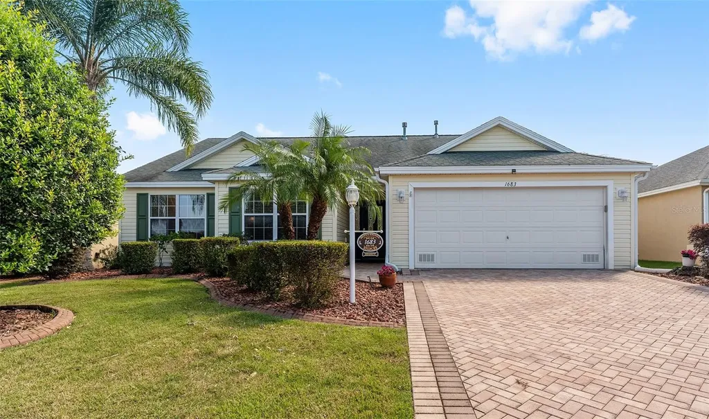 1683 Moncks Corner The Villages FL 32162