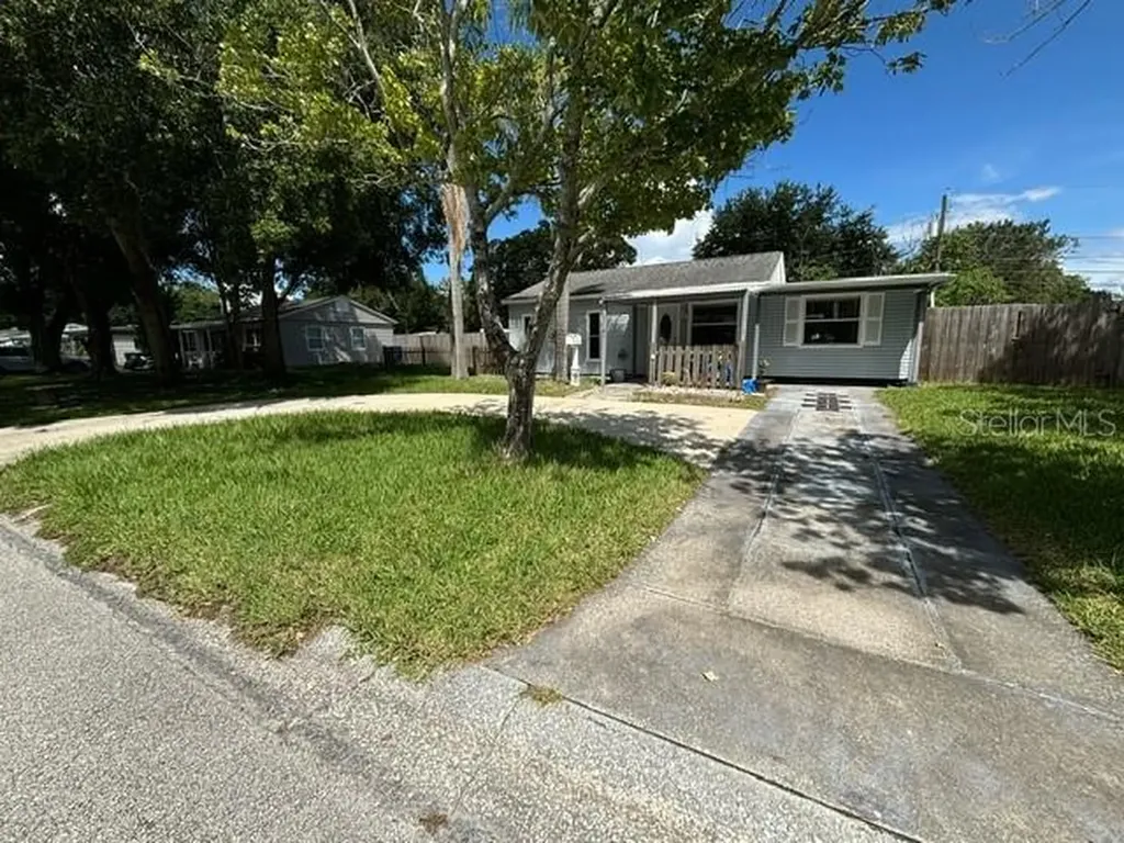 7101 14th Street N St Petersburg FL 33702