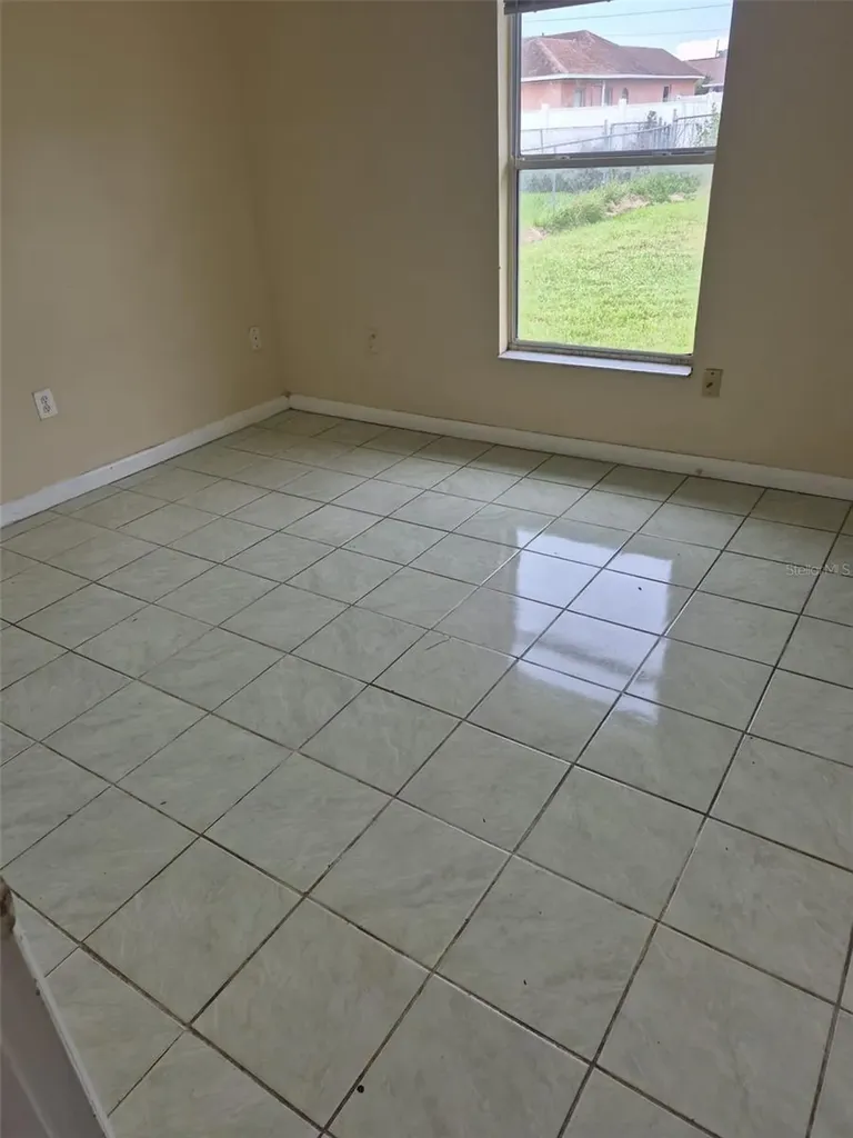 735 Toulon Drive Kissimmee FL 34759