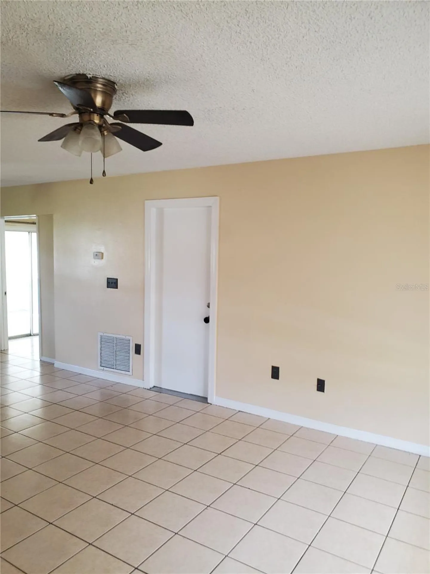 735 Toulon Drive Kissimmee FL 34759