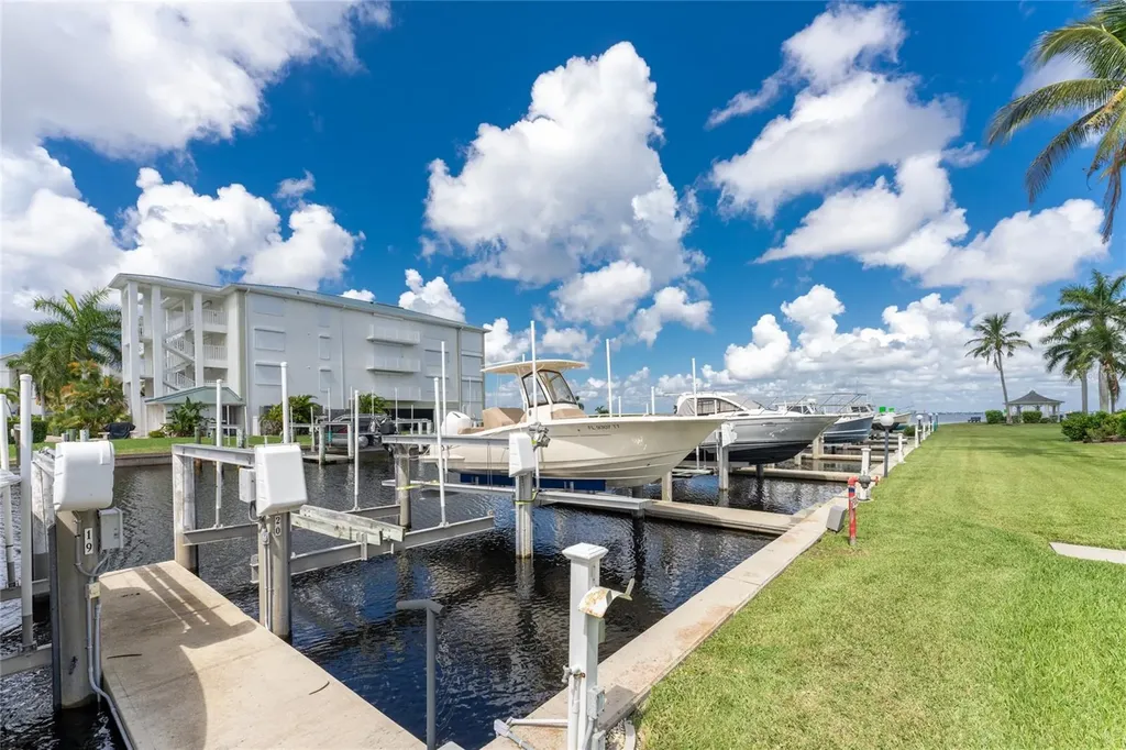 1250 W Marion Avenue Punta Gorda FL 33950