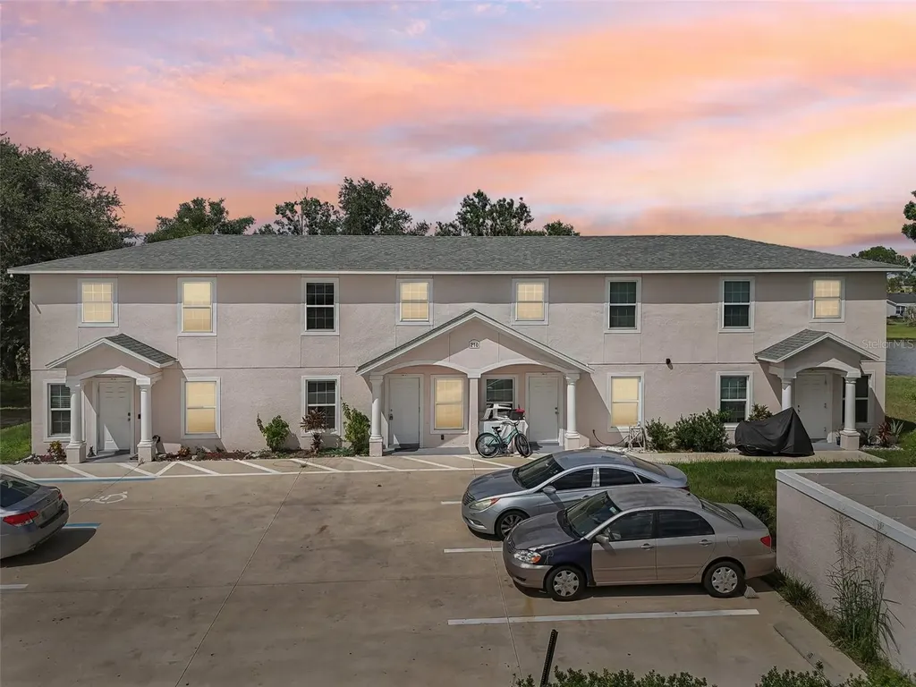 210 Majors Lane Kissimmee FL 34743