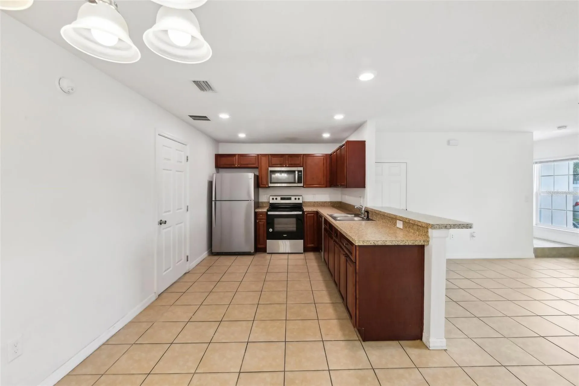 210 Majors Lane Kissimmee FL 34743