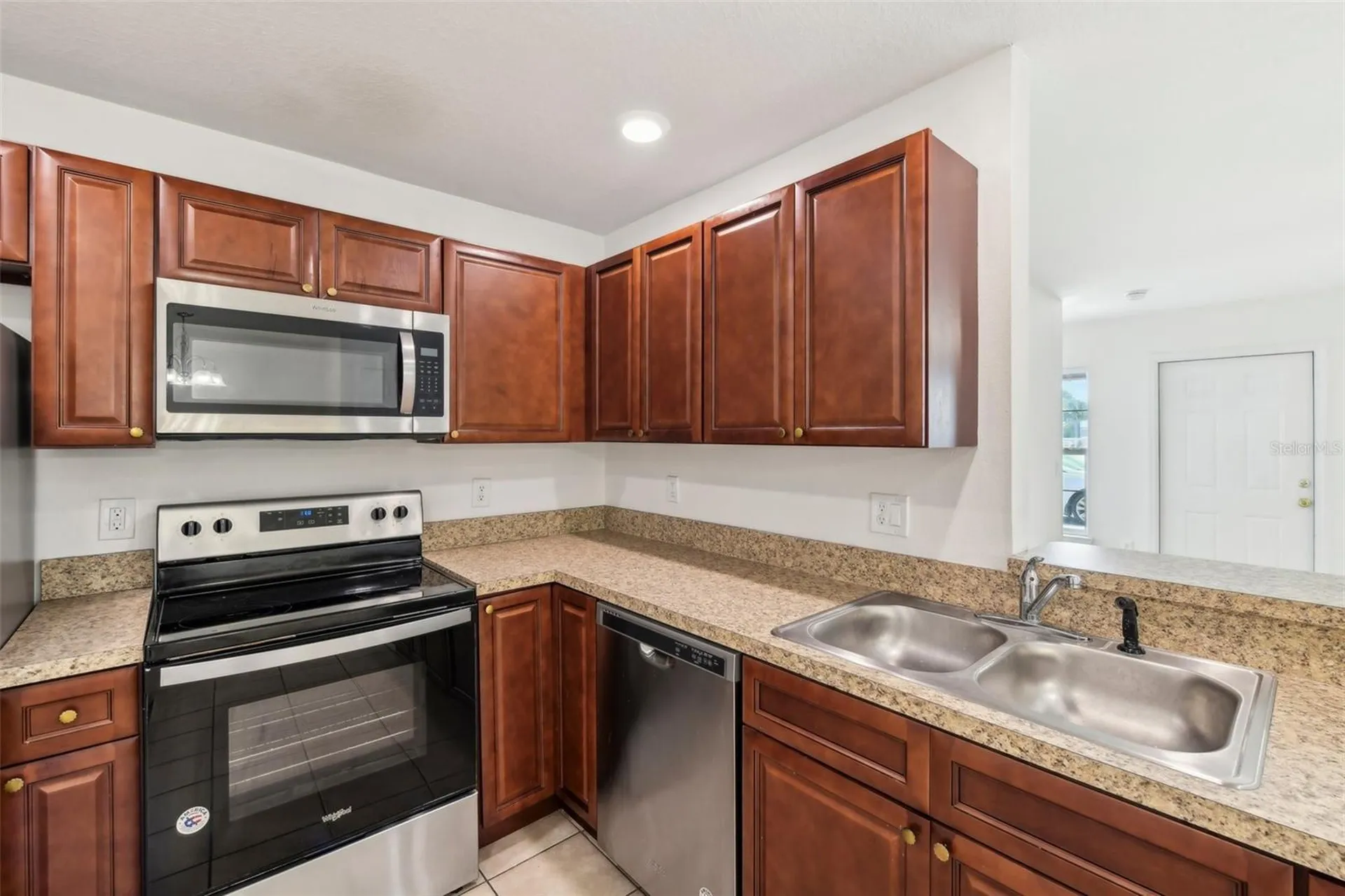 210 Majors Lane Kissimmee FL 34743
