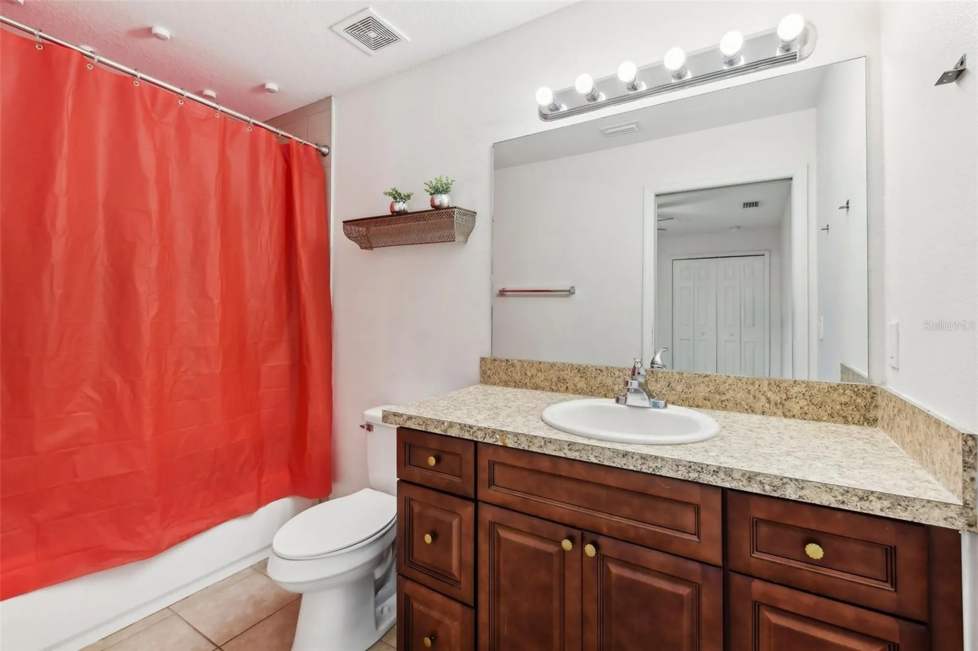 210 Majors Lane Kissimmee FL 34743