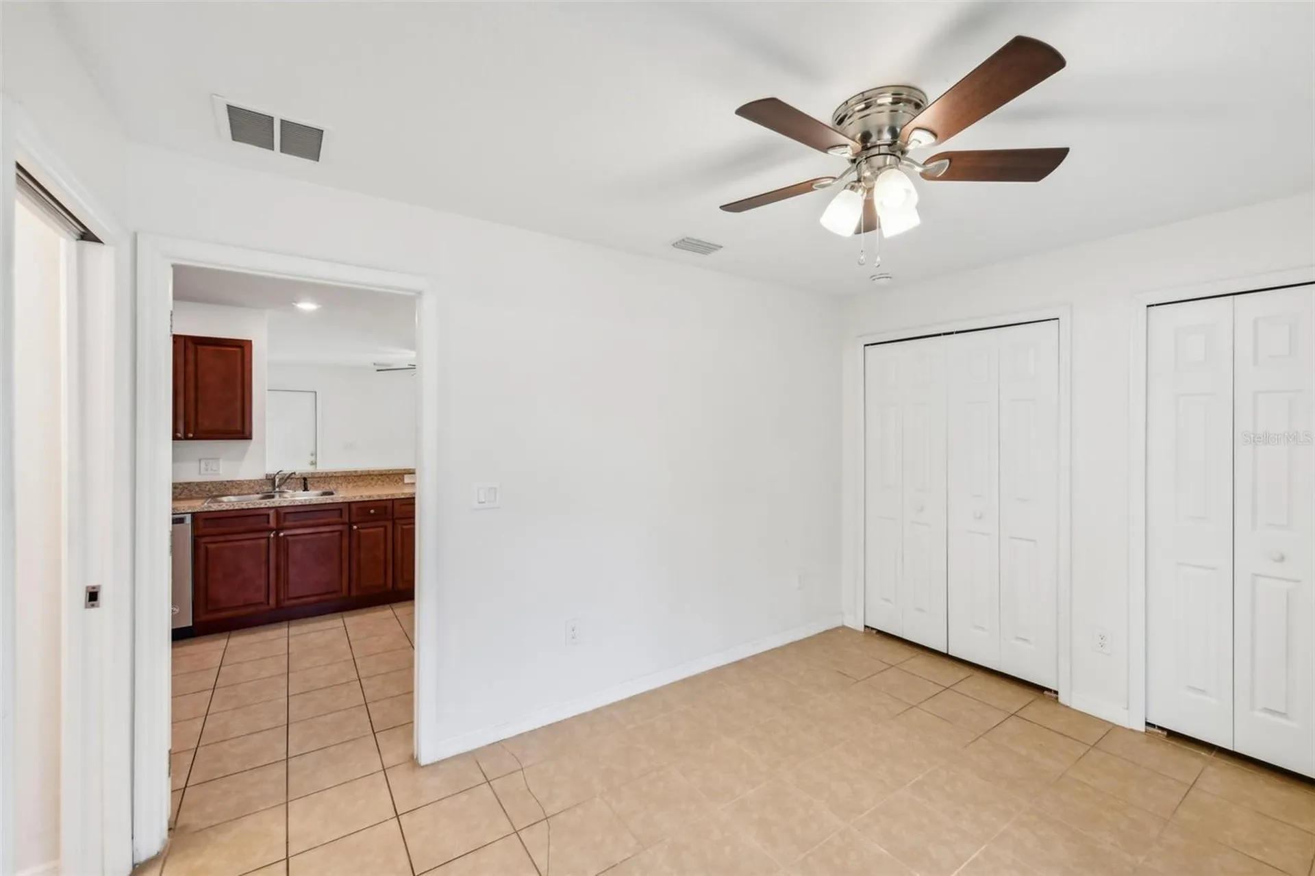 210 Majors Lane Kissimmee FL 34743