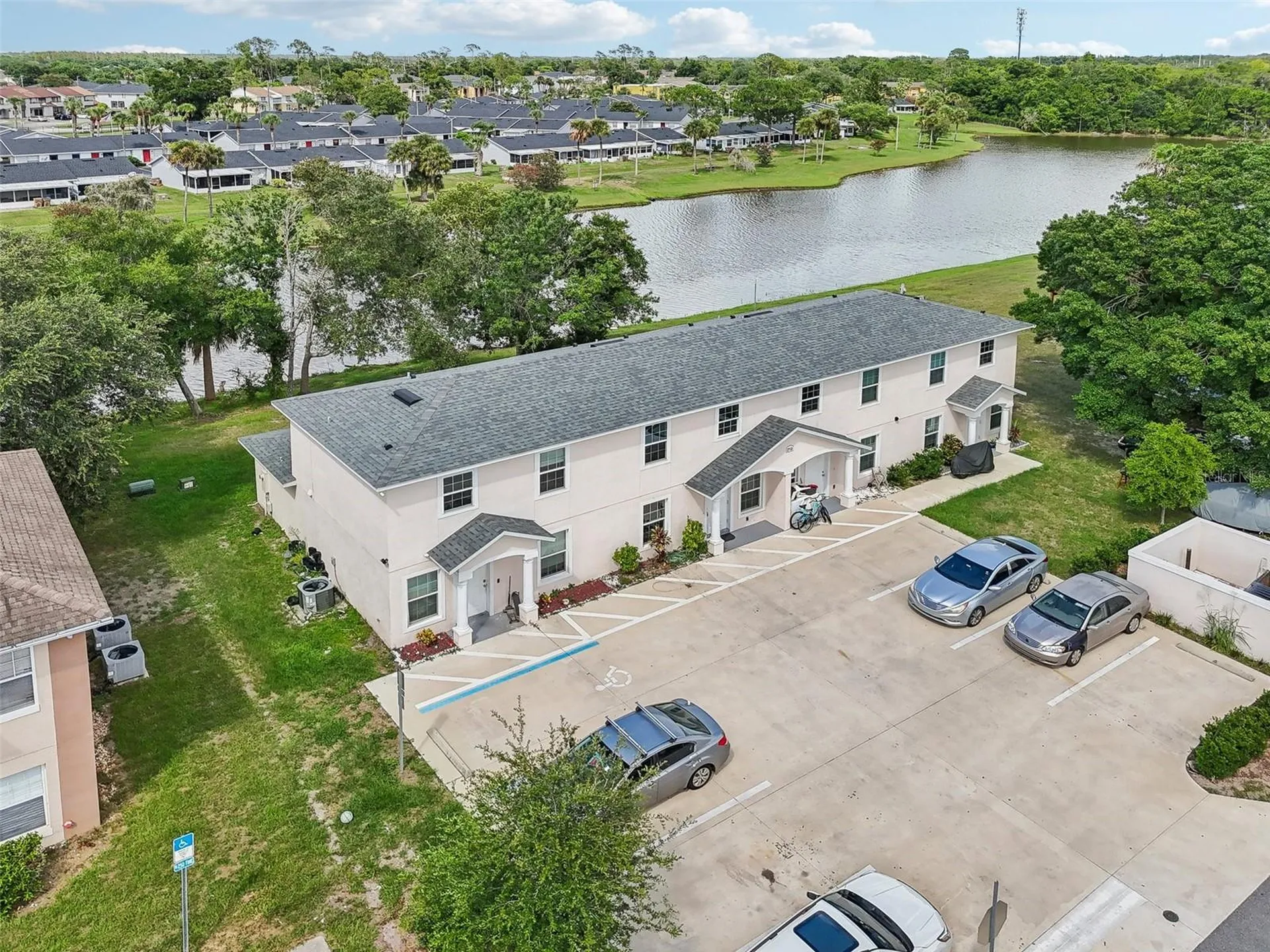 210 Majors Lane Kissimmee FL 34743