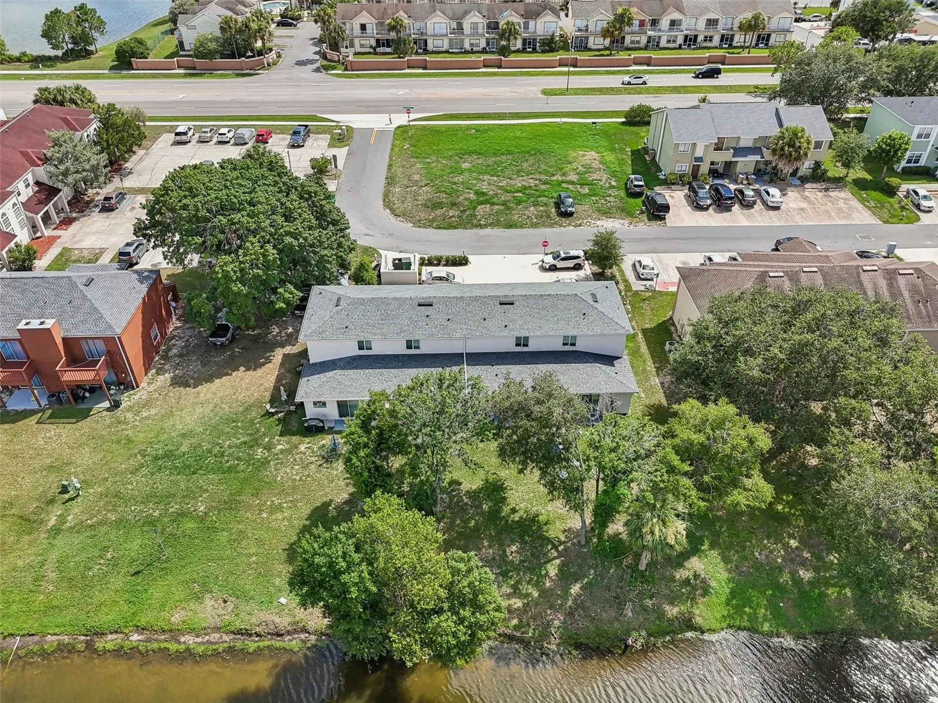 210 Majors Lane Kissimmee FL 34743