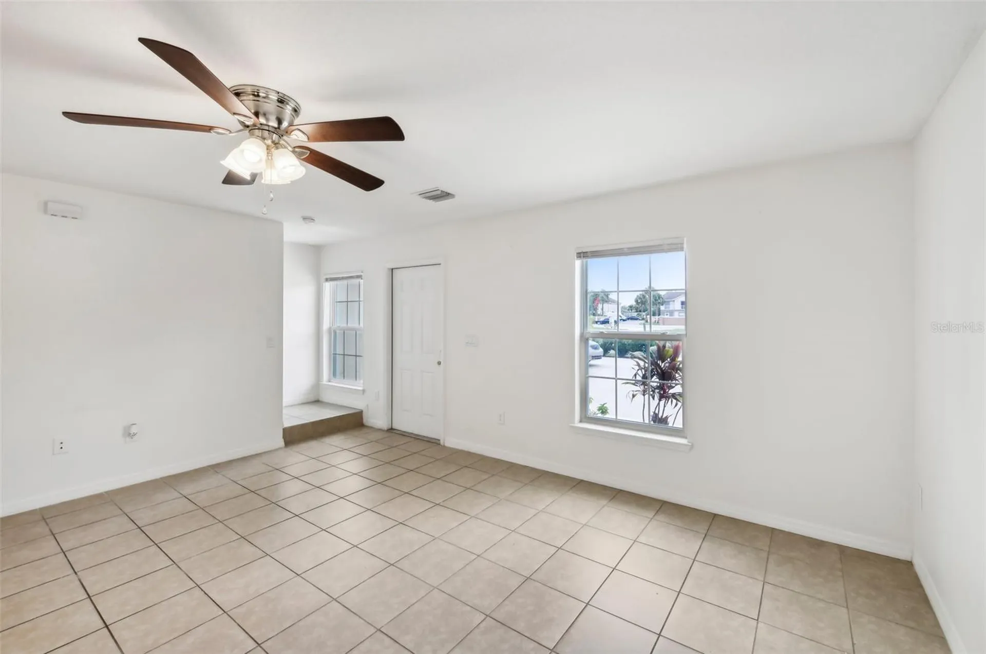 210 Majors Lane Kissimmee FL 34743