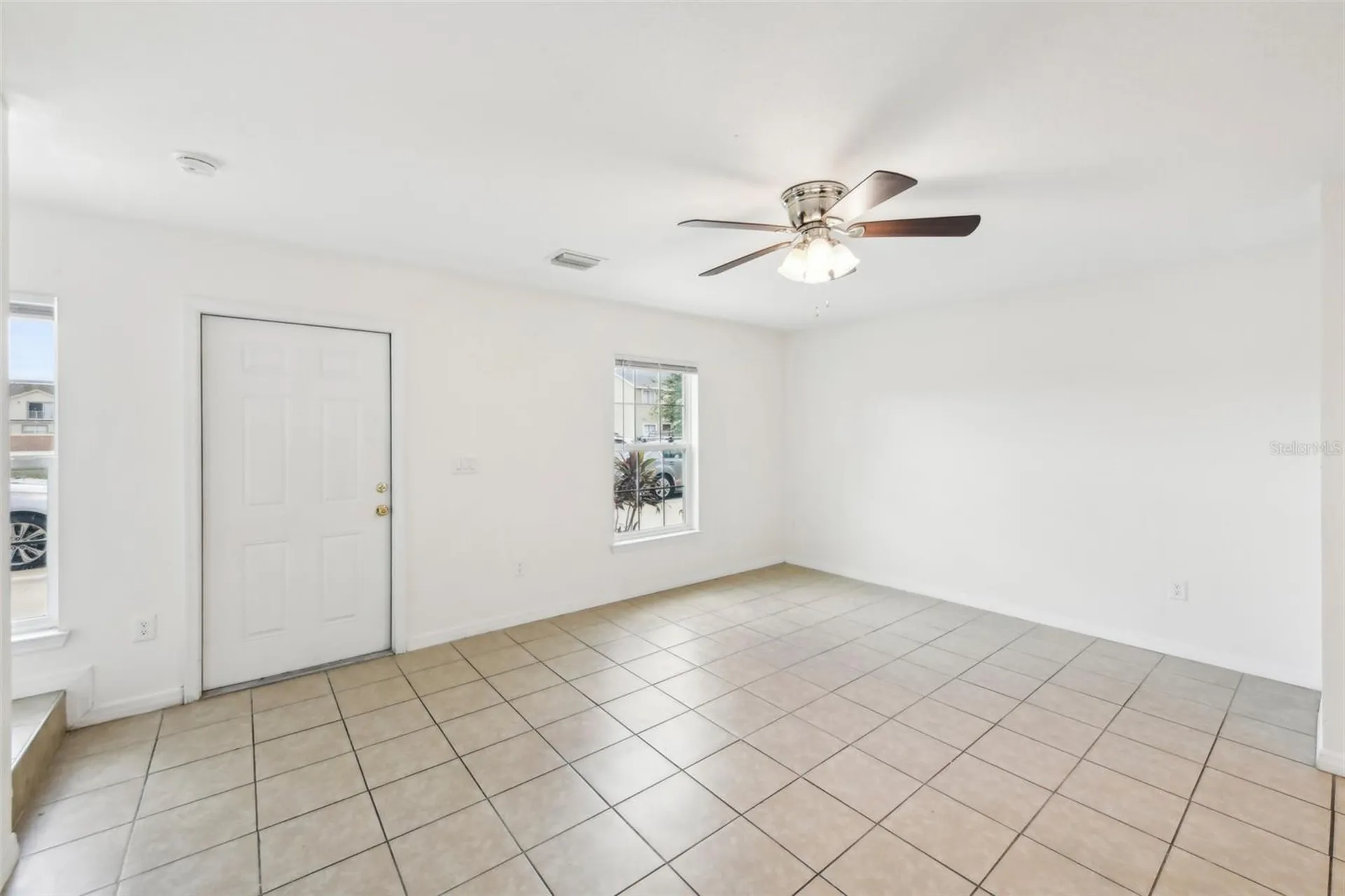 210 Majors Lane Kissimmee FL 34743