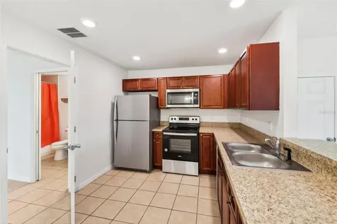 210 Majors Lane Kissimmee FL 34743