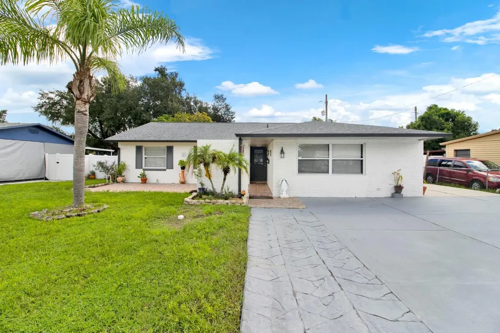 4713 Millcove Drive Orlando FL 32812