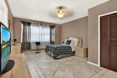 4713 Millcove Drive Orlando FL 32812