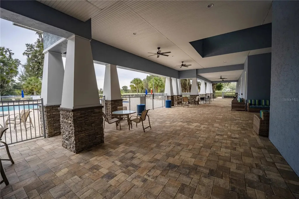 10619 Grand Oaks Boulevard Oxford FL 34484