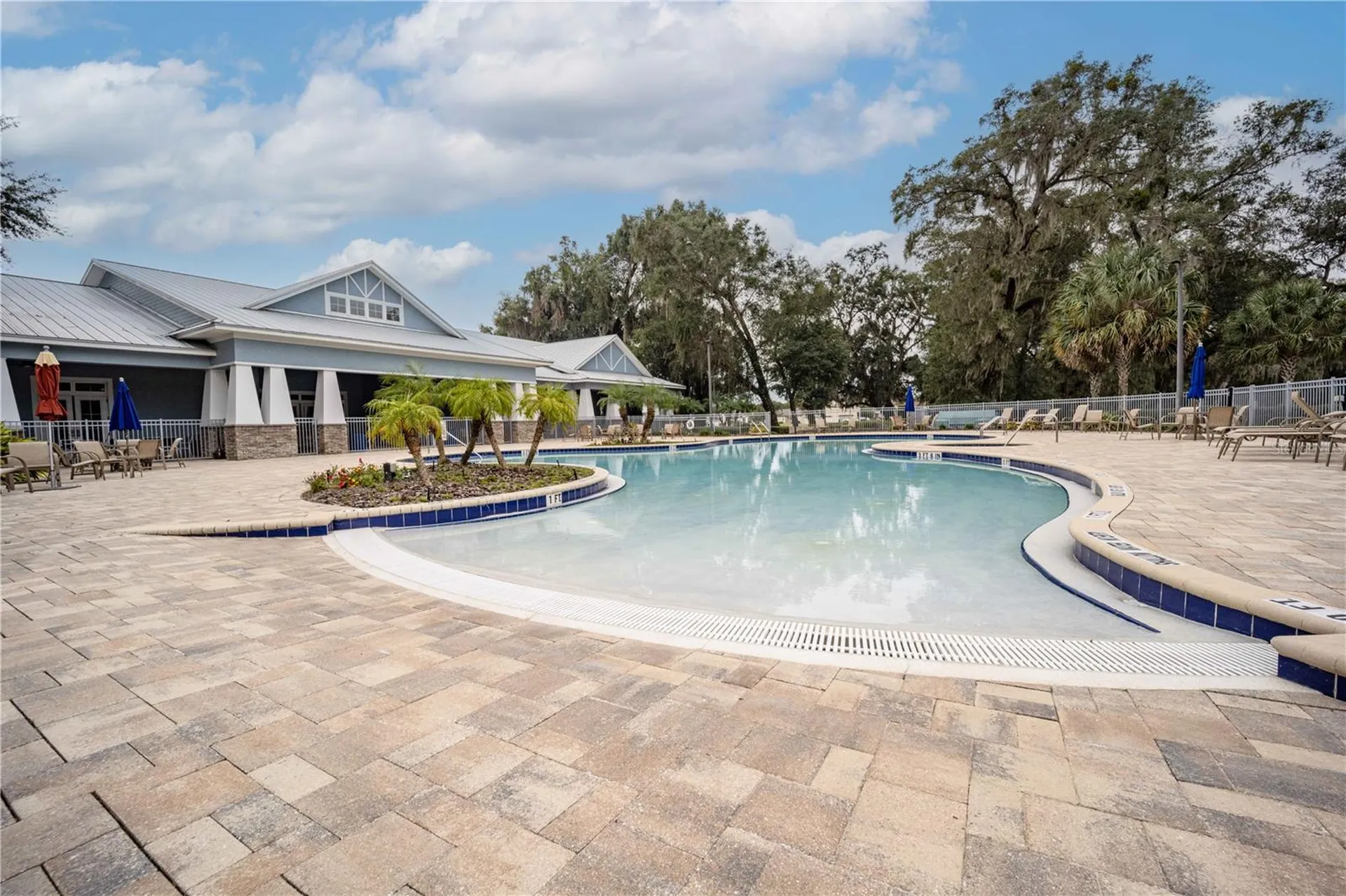 10619 Grand Oaks Boulevard Oxford FL 34484