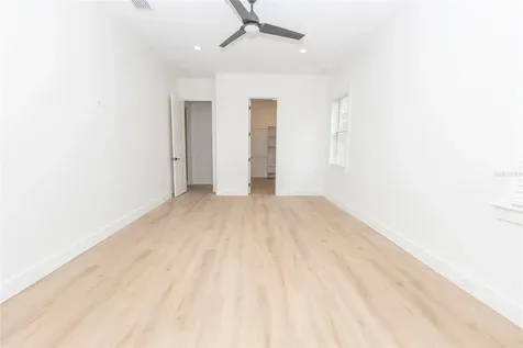 10619 Grand Oaks Boulevard Oxford FL 34484