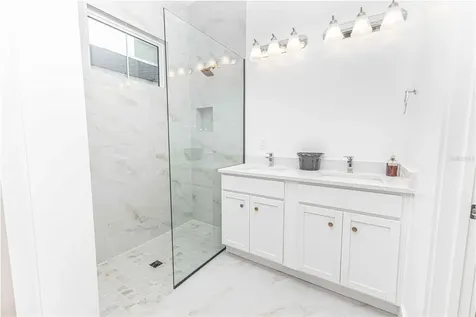 10619 Grand Oaks Boulevard Oxford FL 34484