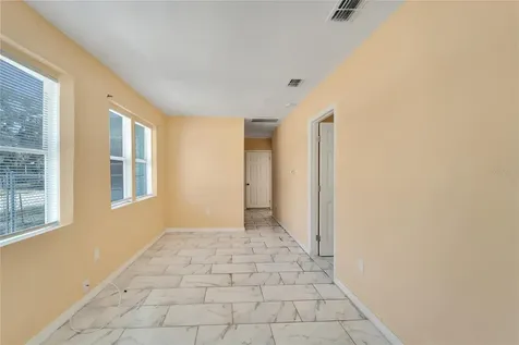 4625 Courtland Street Tampa FL 33610