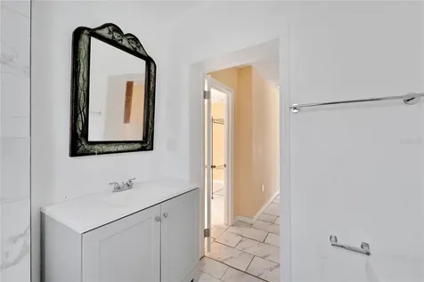4625 Courtland Street Tampa FL 33610