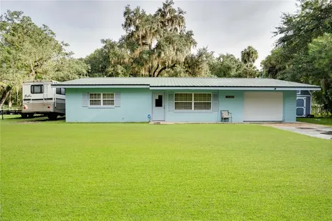 2190 Cr 420 Lake Panasoffkee FL 33538
