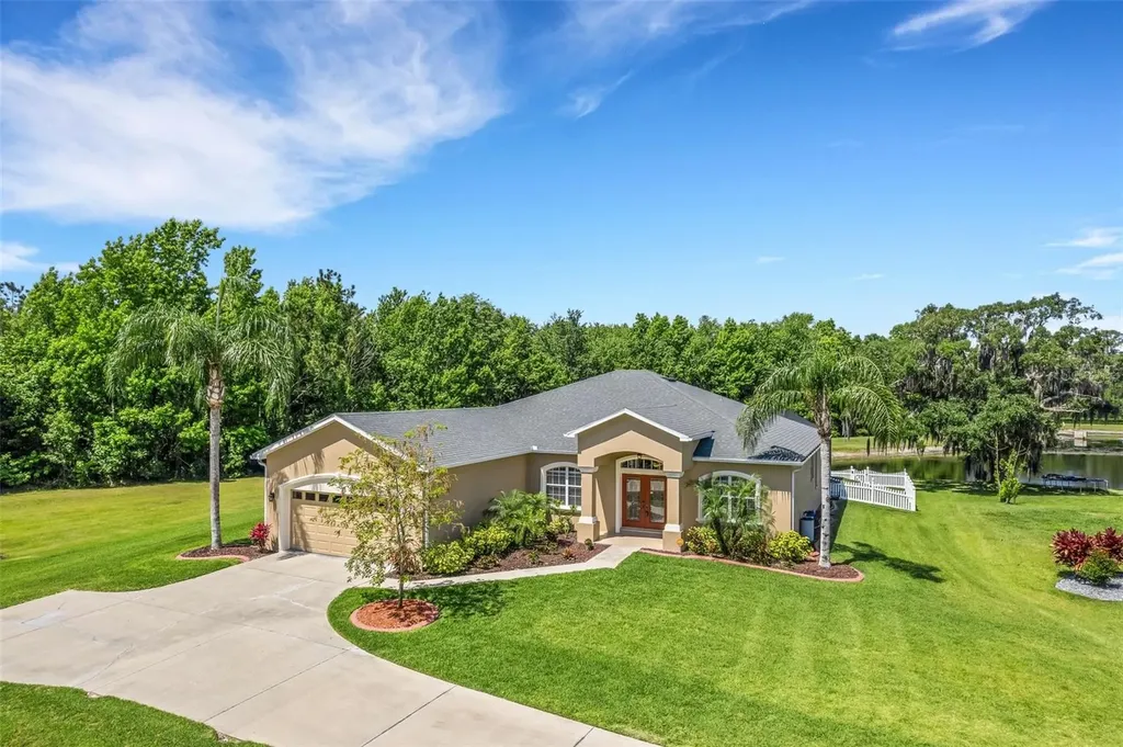 2813 Blackwater Creek Drive Lakeland FL 33810