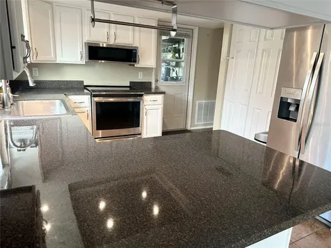 9020 Mark Twain Lane Port Richey FL 34668