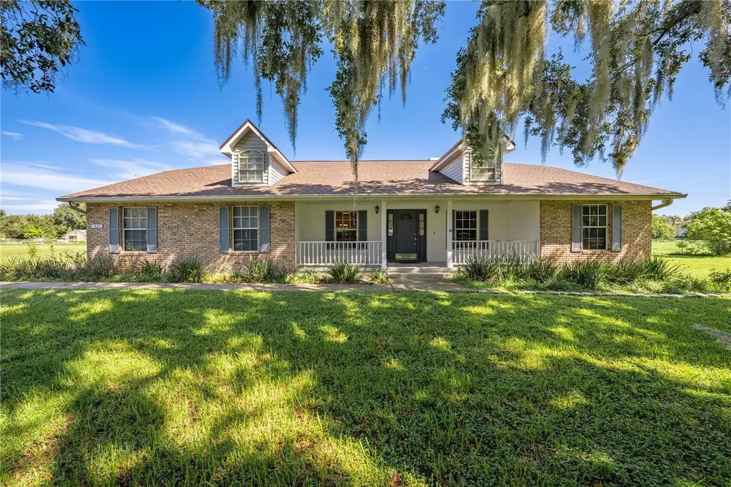 1825 S Stewart Street Kissimmee FL 34746
