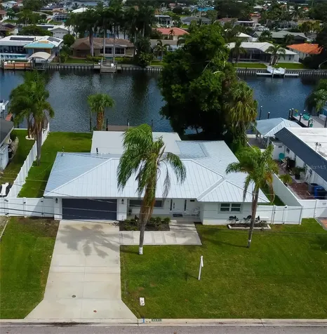 4251 49th Avenue S St Petersburg FL 33711