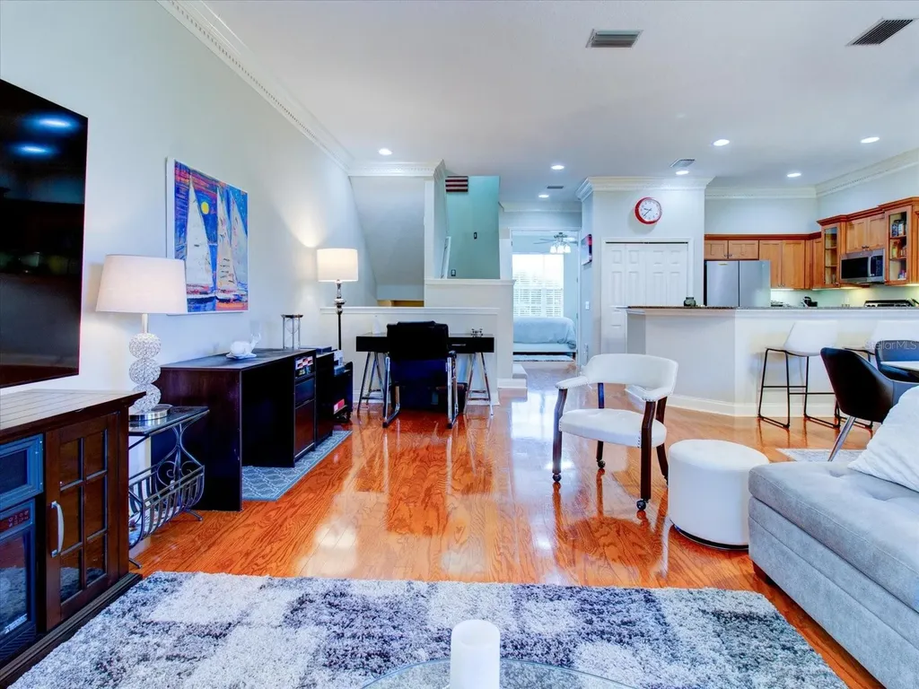 1513 Wharfside Drive Tarpon Springs FL 34689