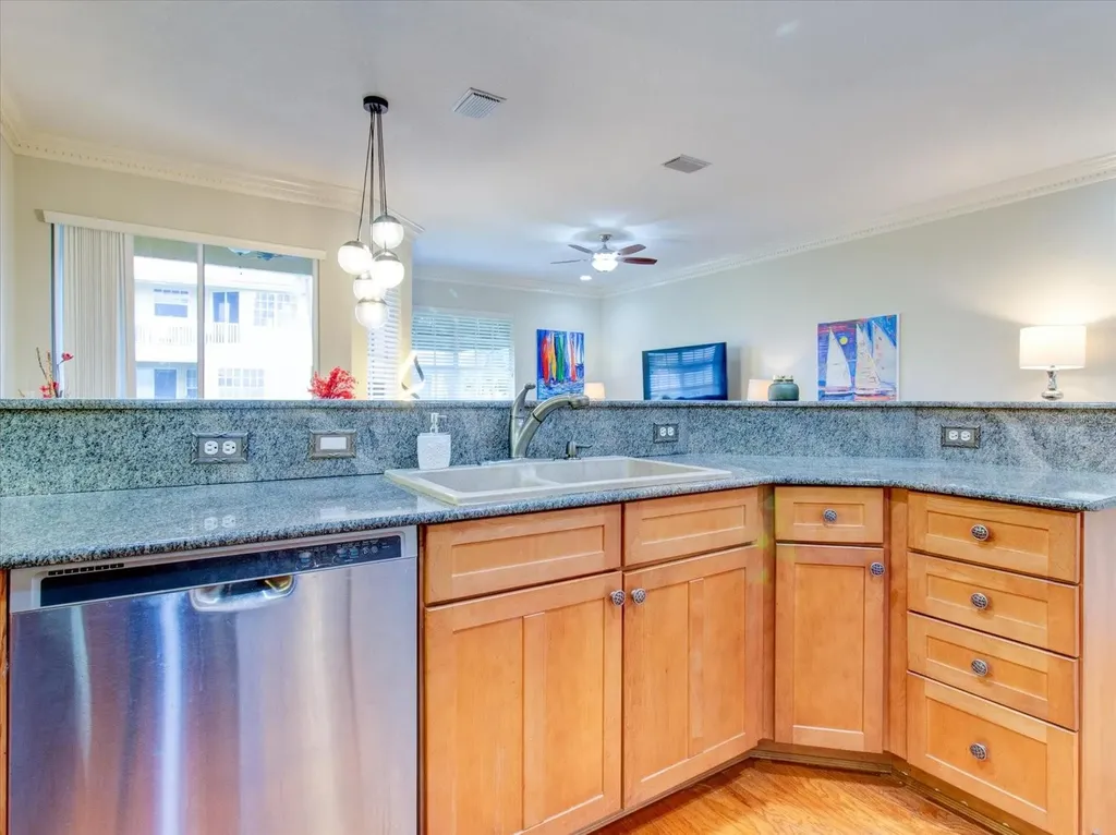 1513 Wharfside Drive Tarpon Springs FL 34689
