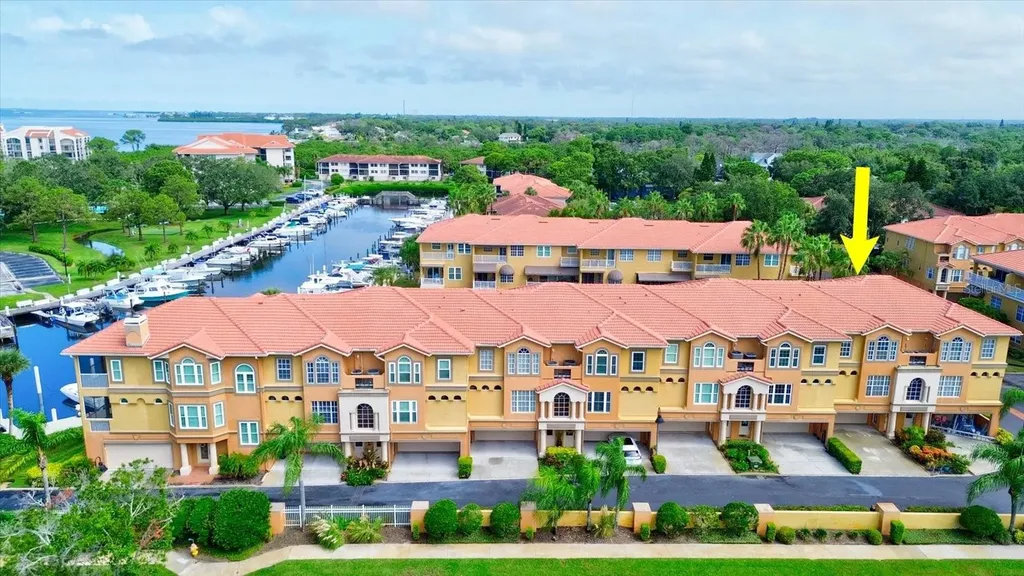 1513 Wharfside Drive Tarpon Springs FL 34689