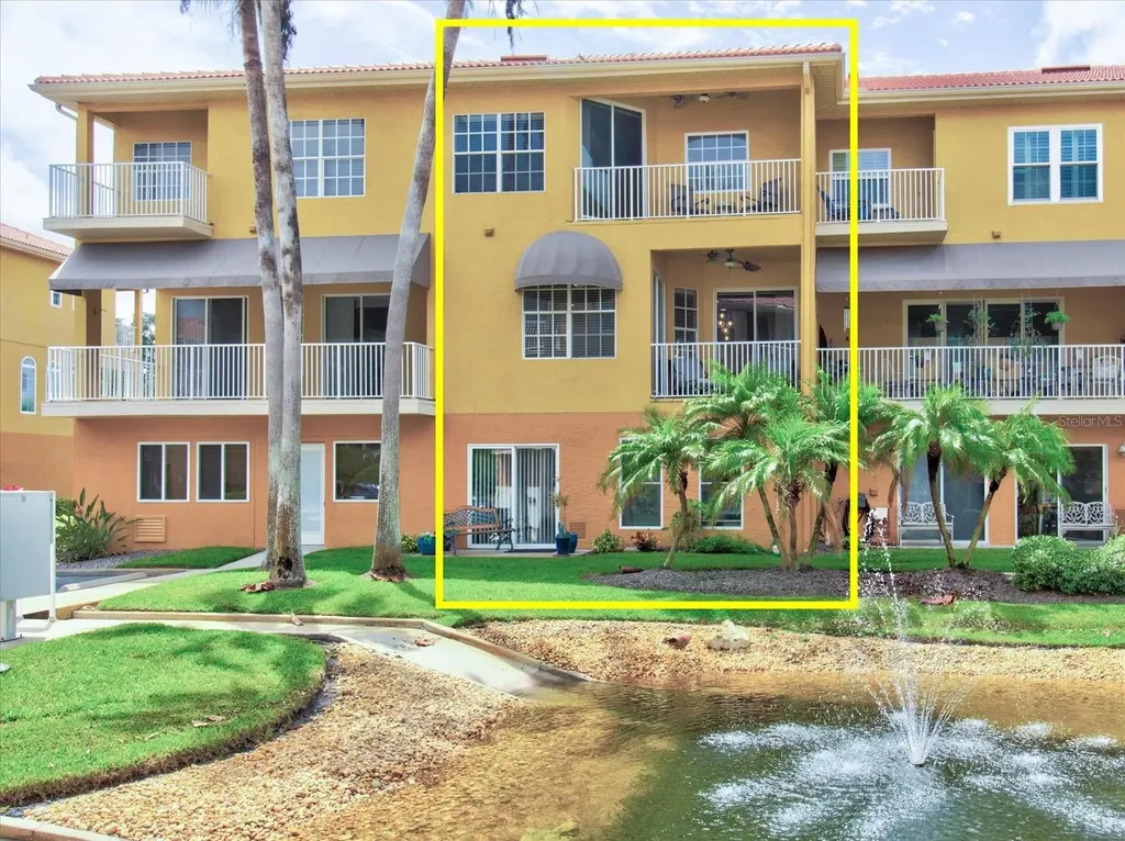 1513 Wharfside Drive Tarpon Springs FL 34689