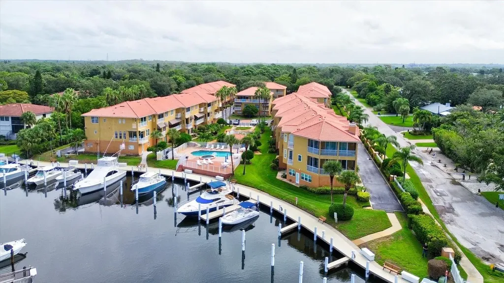 1513 Wharfside Drive Tarpon Springs FL 34689