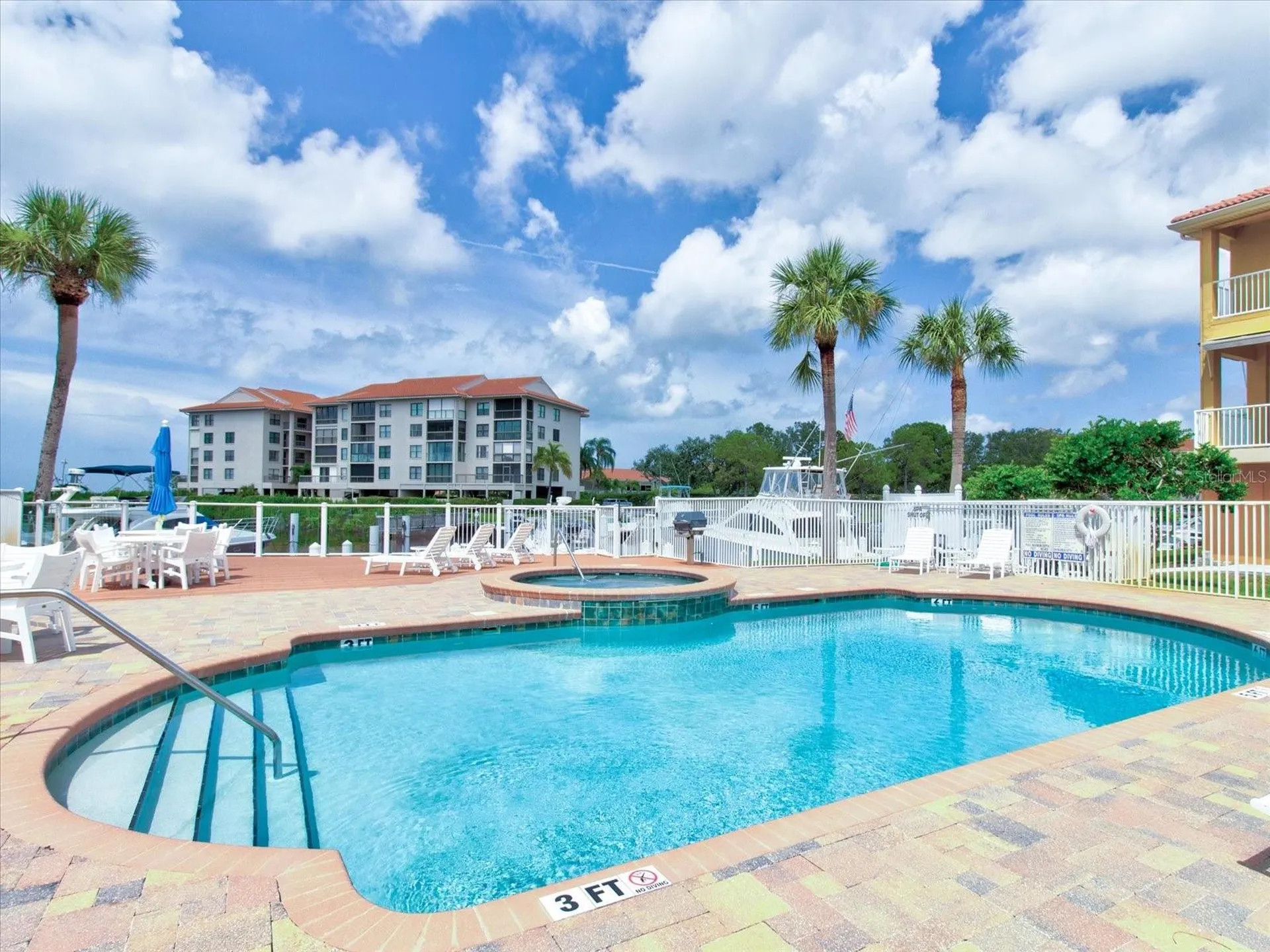 1513 Wharfside Drive Tarpon Springs FL 34689