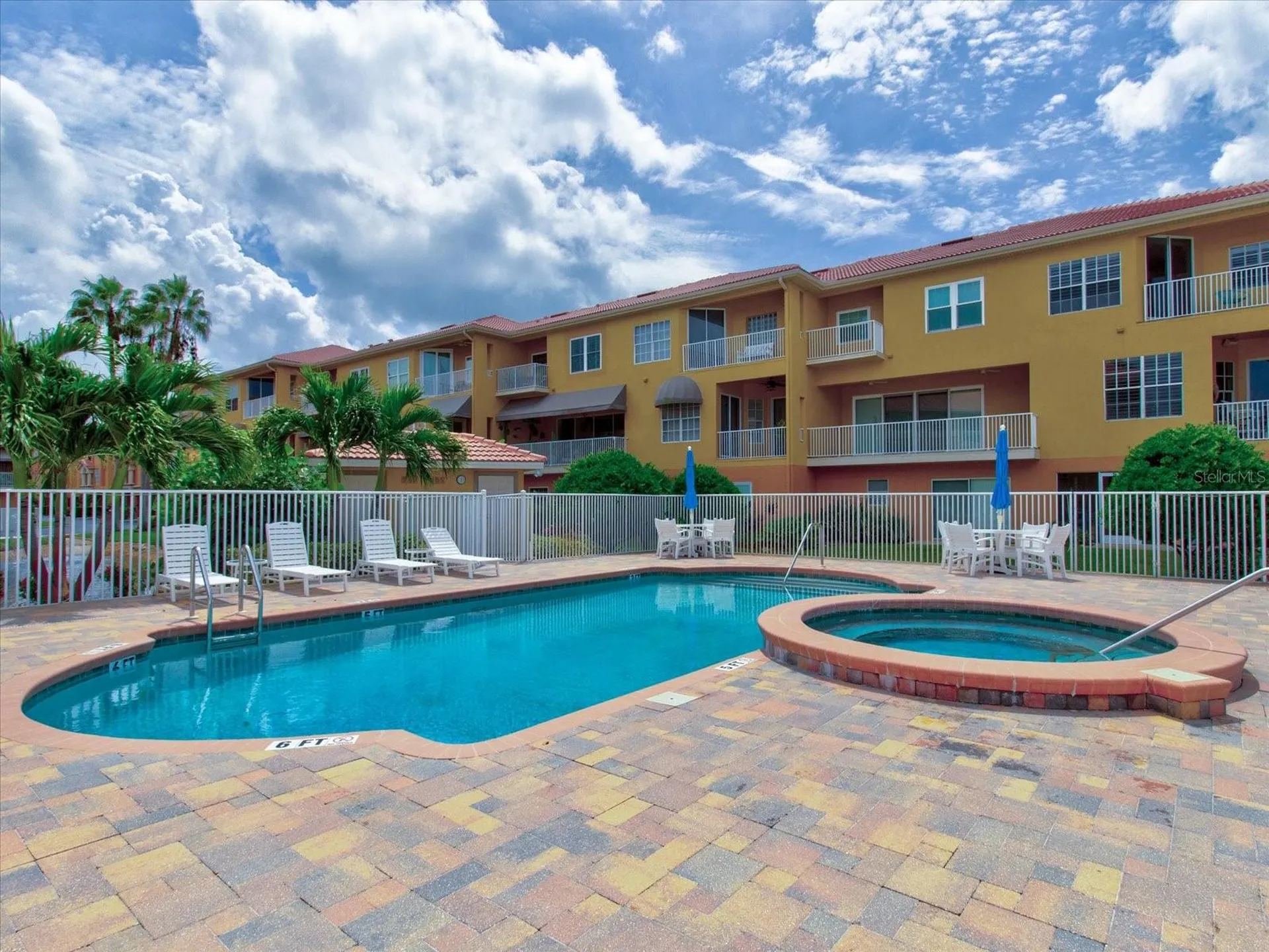 1513 Wharfside Drive Tarpon Springs FL 34689