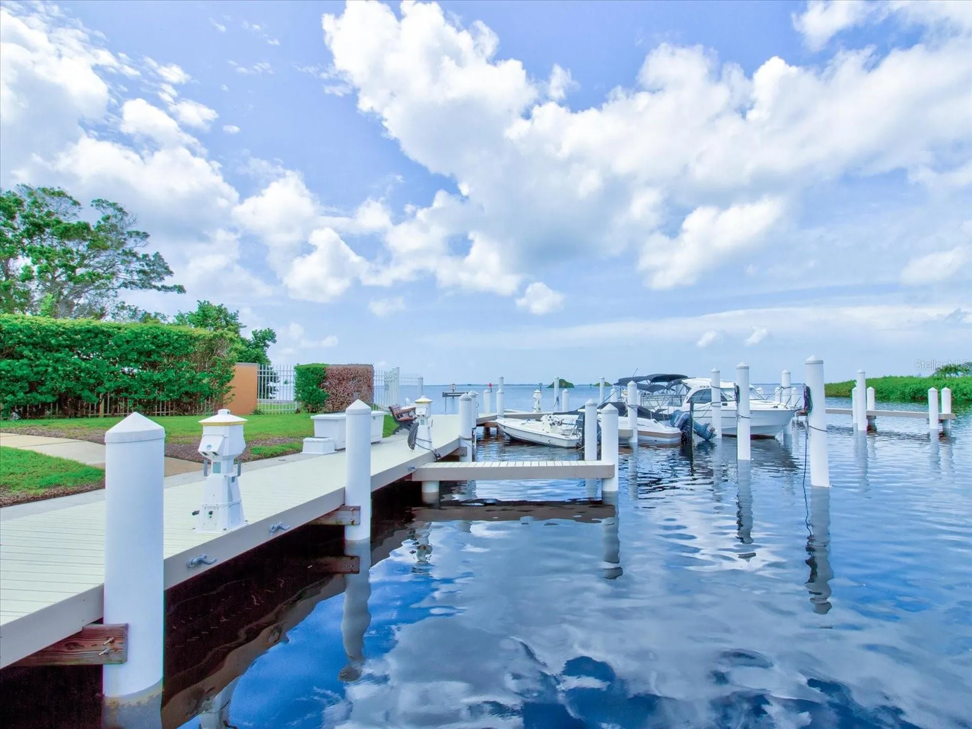 1513 Wharfside Drive Tarpon Springs FL 34689