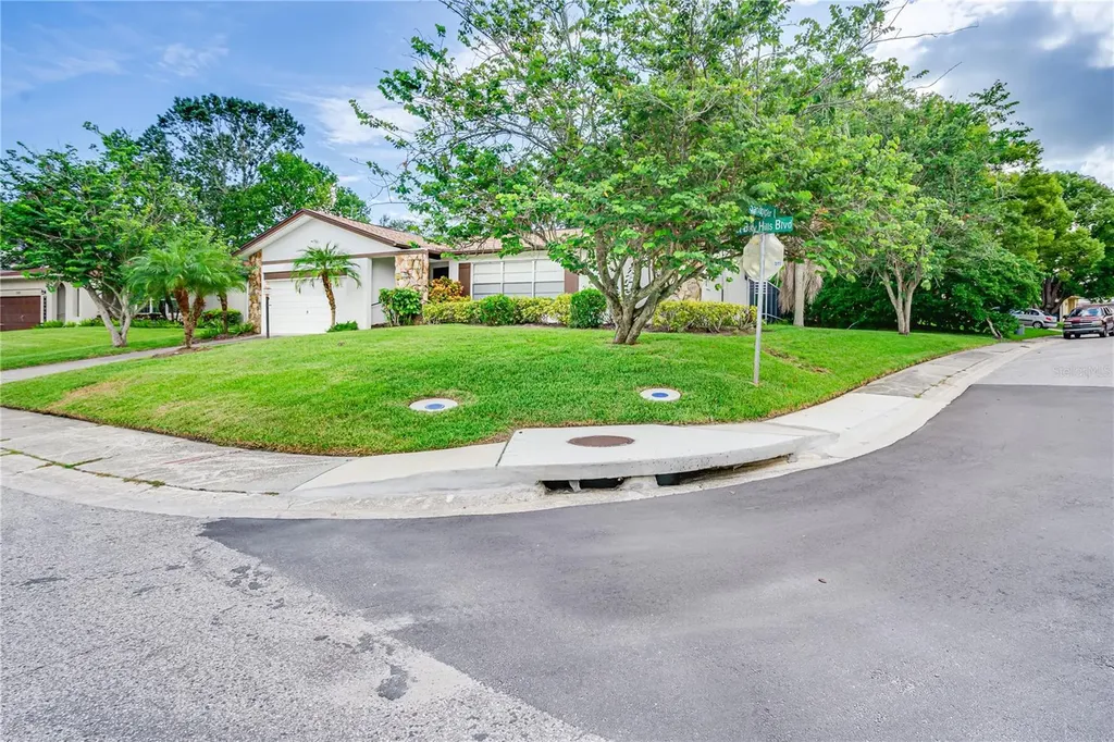 311 N Bay Hills Boulevard Safety Harbor FL 34695