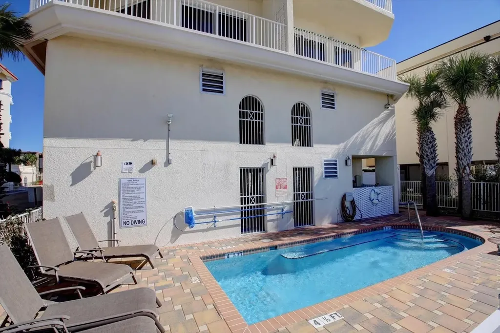 15 Somerset Street Clearwater Beach FL 33767