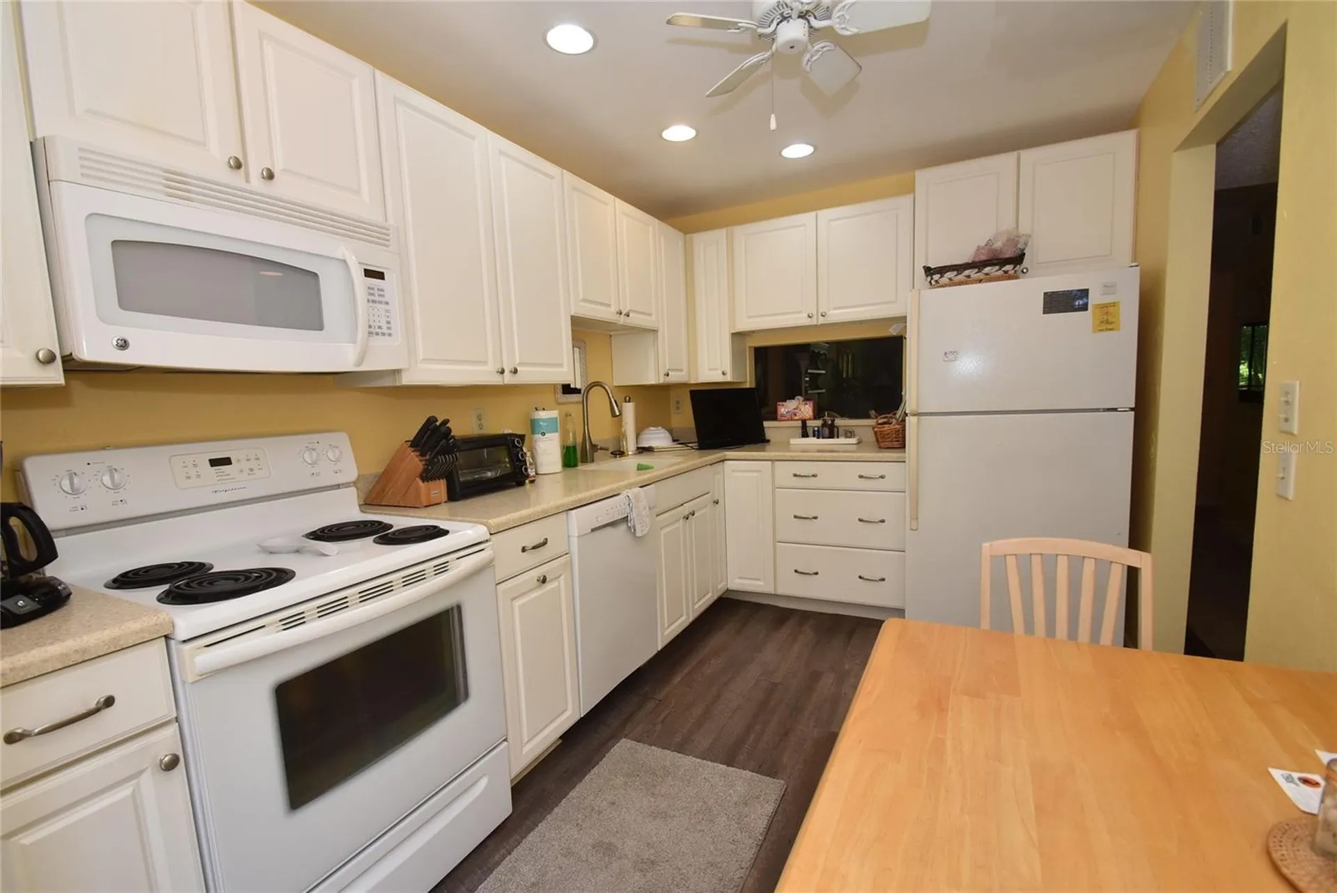 1516 Pelican Cove Road Sarasota FL 34231