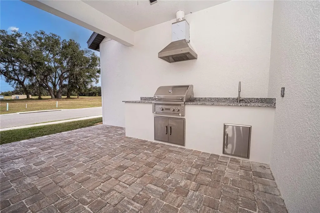 10611 Grand Oaks Boulevard Oxford FL 34484