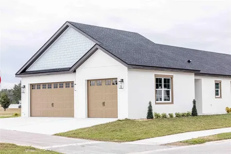 10611 Grand Oaks Boulevard Oxford FL 34484